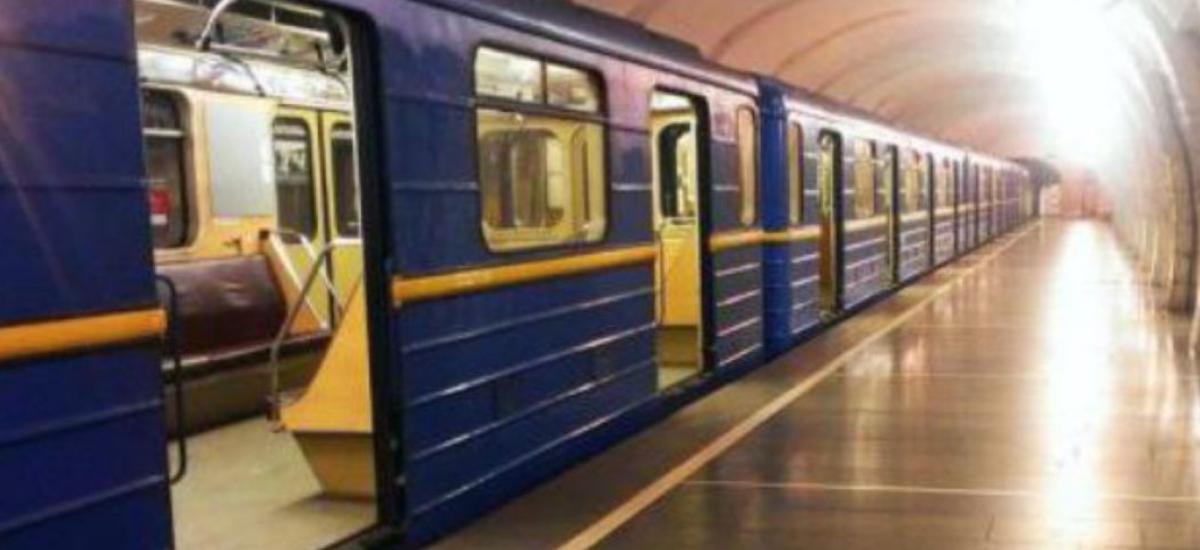 Полный локдаун. В Киеве закроют метро и остановят транспорт?