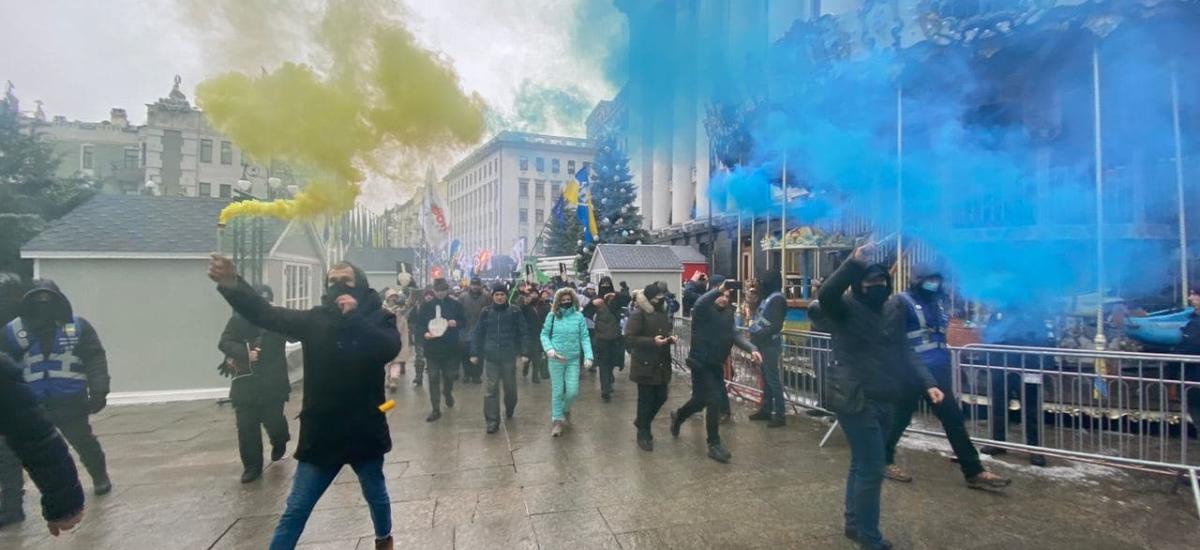 Відбулися перші зіткнення правоохоронців і підприємців в центрі столиці