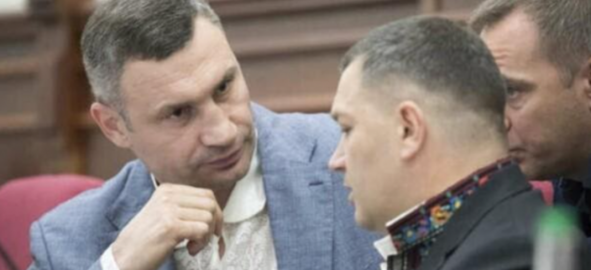 Артур Палатный проиграл Николаю Поворознику.