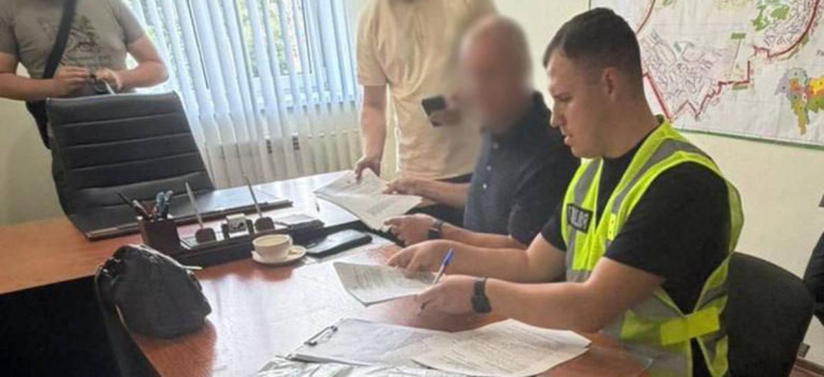 Розкрадання на дорогах Києва: у Солом'янському та Деснянському ШЕУ виявили збитки на 4,2 млн грн
