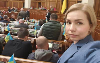 Корупція в оборонній сфері: "Слуги народу" хочуть пробачити постачальників, що зривали поставки зброї на фронт