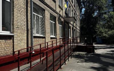 Печерська РДА замовила шкільне укриття за 207 млн грн із завищеними цінами: ризики переплати — понад 11 млн