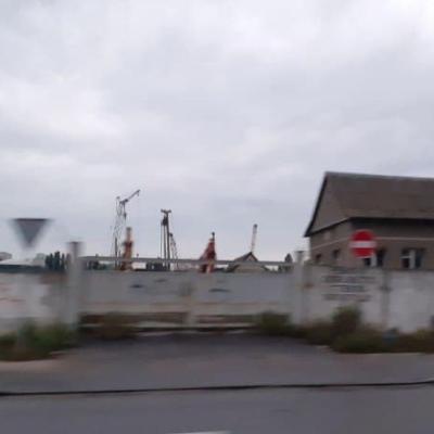 Между улиц Коноплянской и семьи Кульженков строят ЖК без каких либо документов