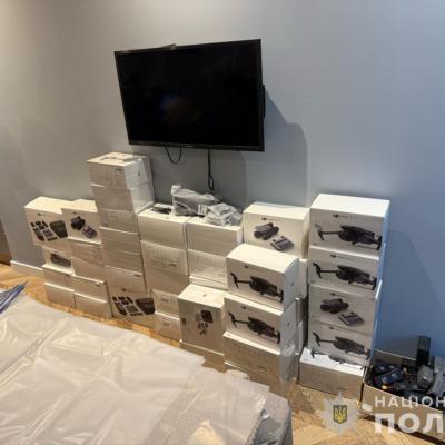 Нацполіція викрила шахрайську схему з фіктивним продажем дронів ЗСУ